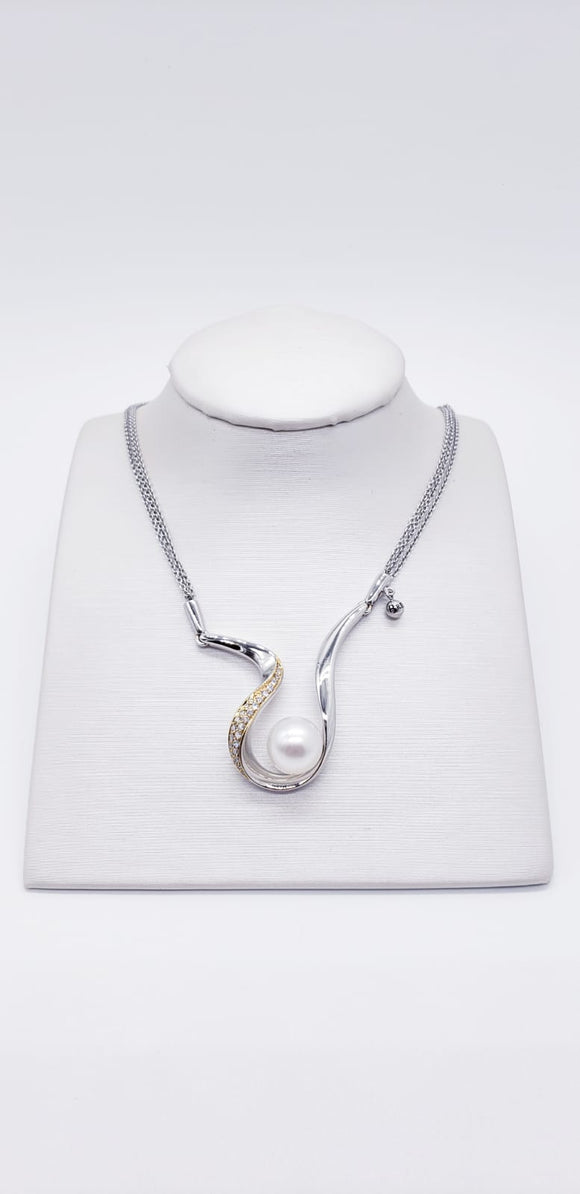 Breuning Necklace ( Pearl )